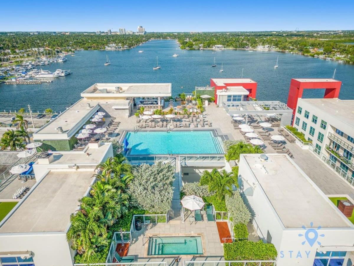 Apartment With Bay View Balcony - Pool - Up To 6 - Gym Hollywood Bagian luar foto