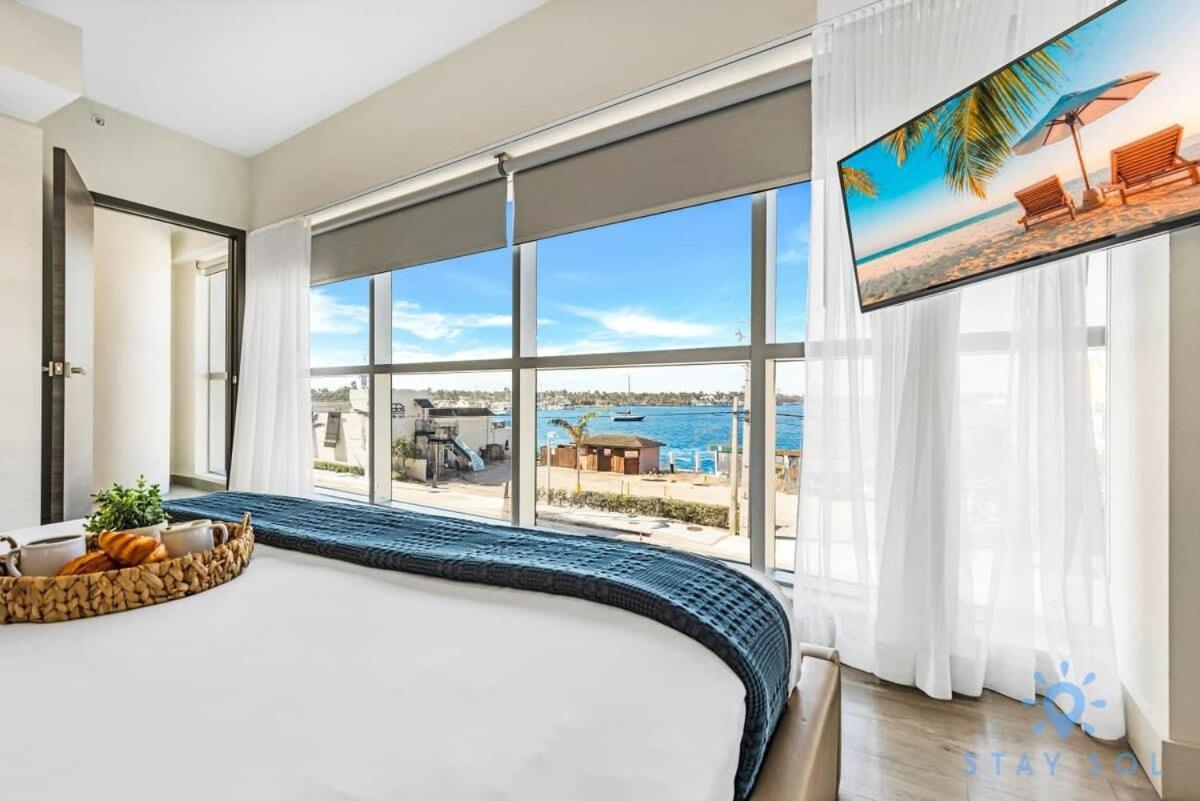 Apartment With Bay View Balcony - Pool - Up To 6 - Gym Hollywood Bagian luar foto