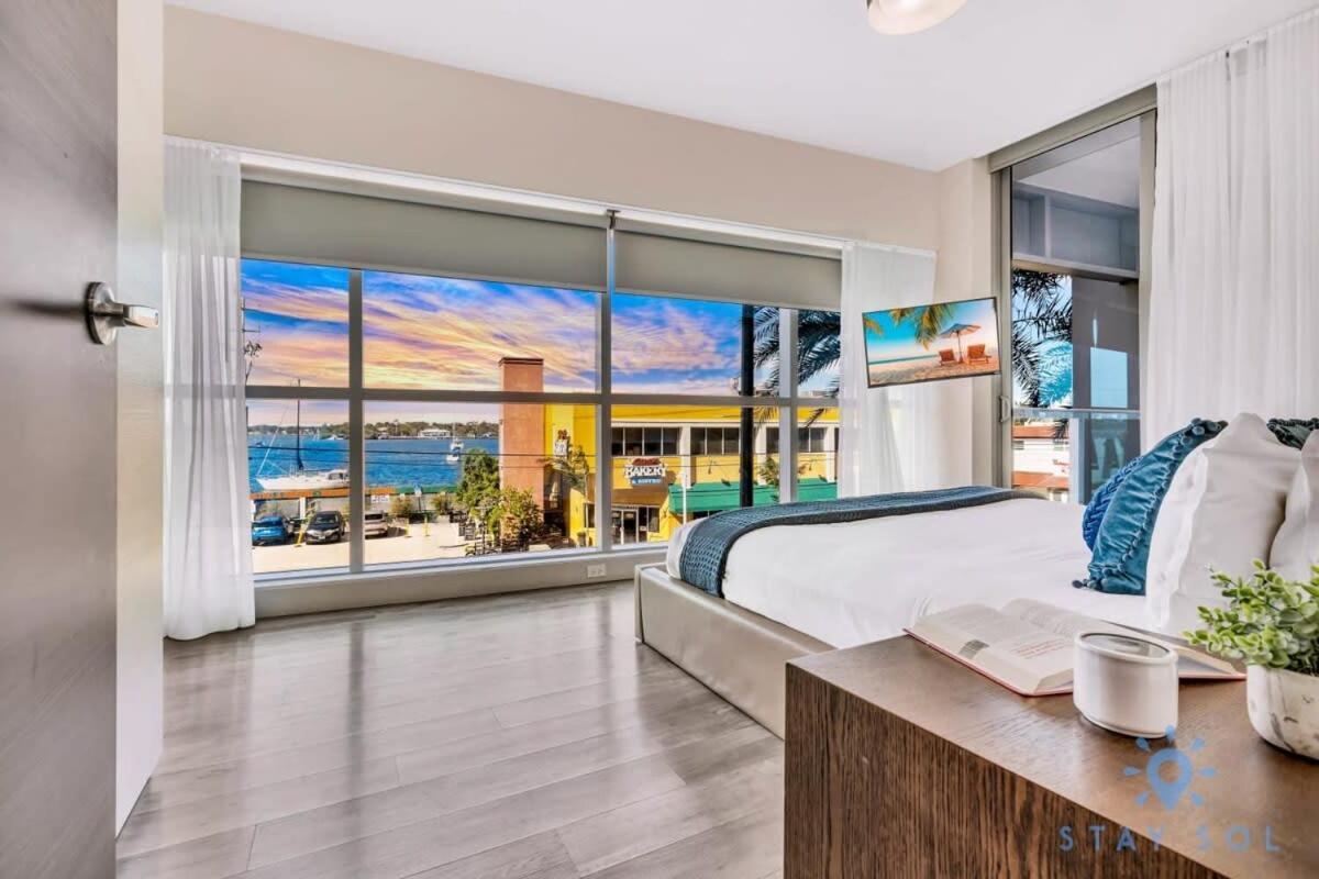 Apartment With Bay View Balcony - Pool - Up To 6 - Gym Hollywood Bagian luar foto